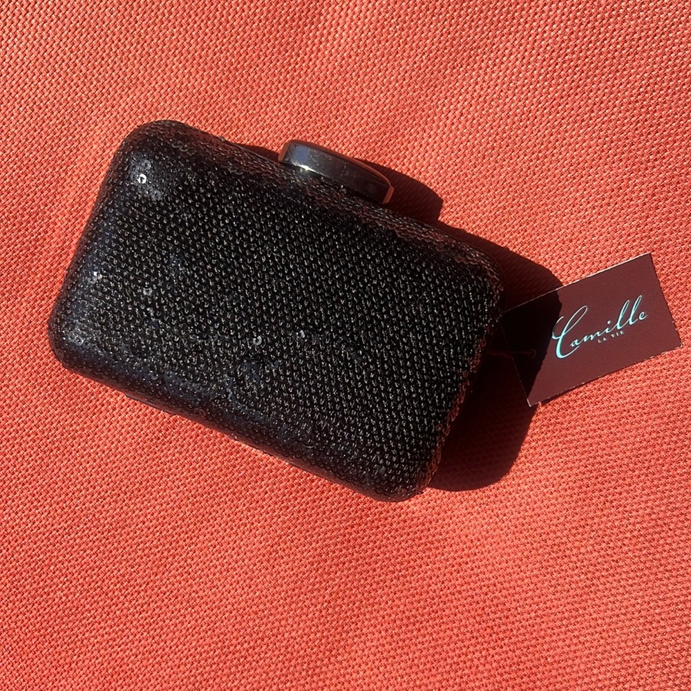 NWT Camille La Vie Clutch hand bag